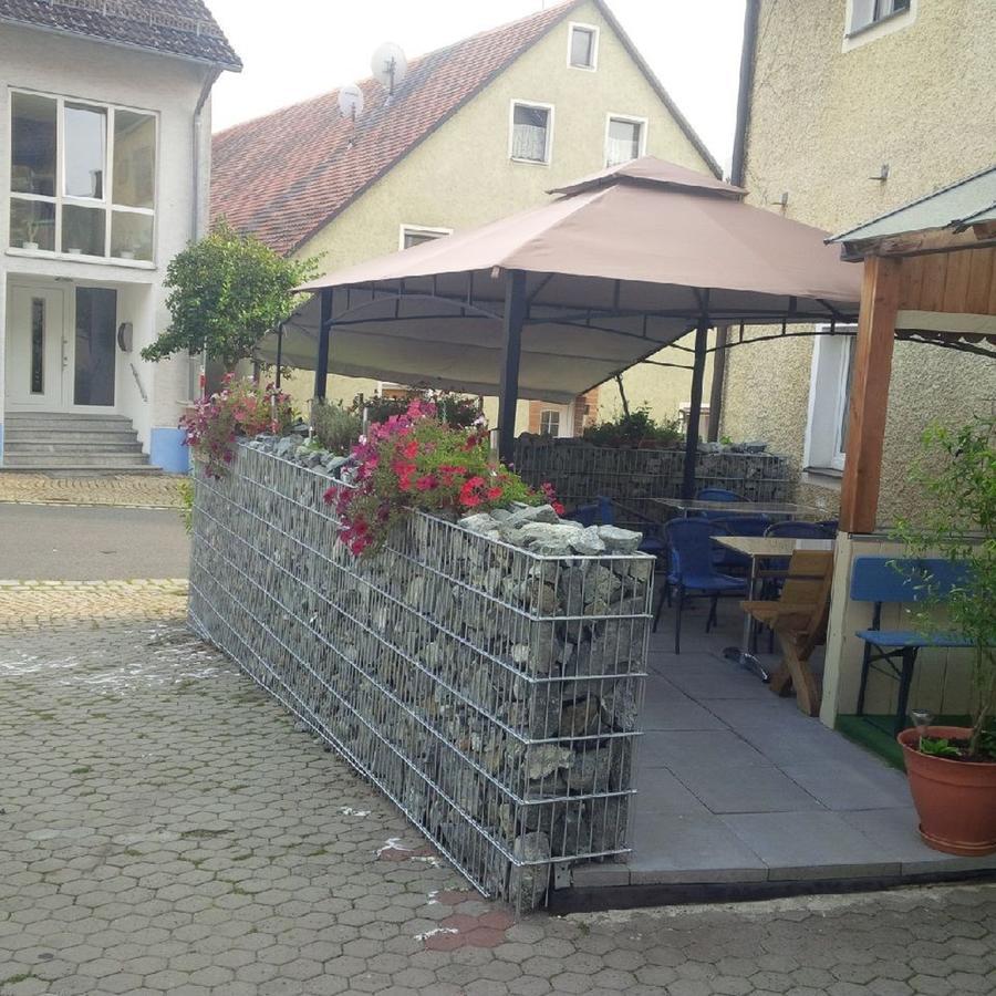 Gasthof Zum Burgkrug Leuchtenberg Εξωτερικό φωτογραφία